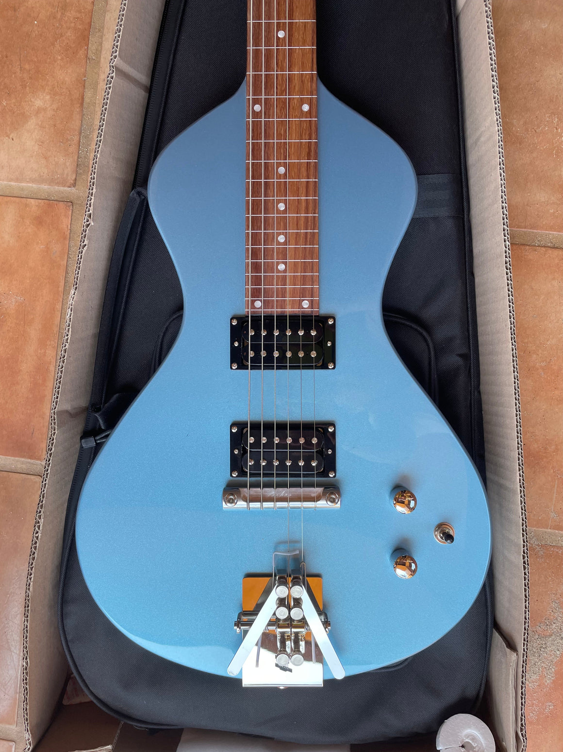 2024-25 Electro Hawaiian® Junior Lap Steel Lake Placid Blue with HIPSHOT PALM LEVERS and Gig Bag!